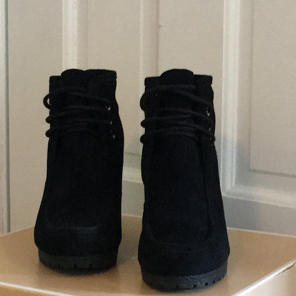 Michael Kors Rory bootie size 8